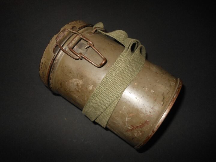 WW1 Imperial Prussian / German Army – M1917 GAS MASK & CANISTER – VERY NICE! — image 16