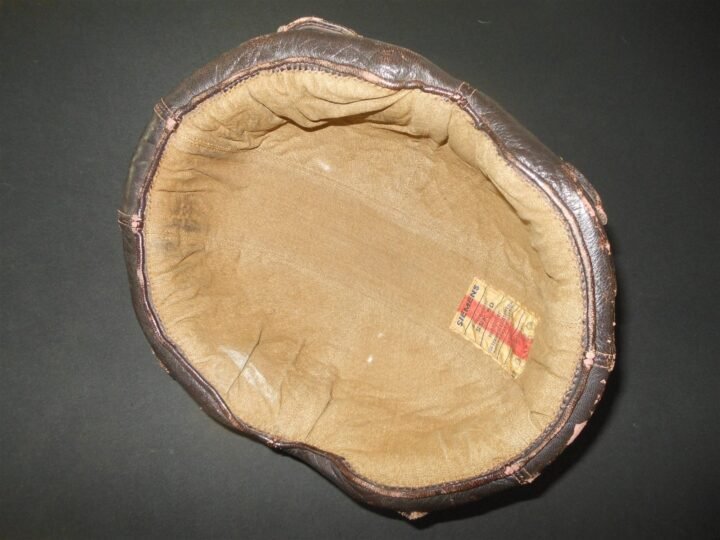 WW2 German Luftwaffe SSK90 Fliegerstahlhelm – STEEL FLIGHT HELMET – VERY NICE! — image 10