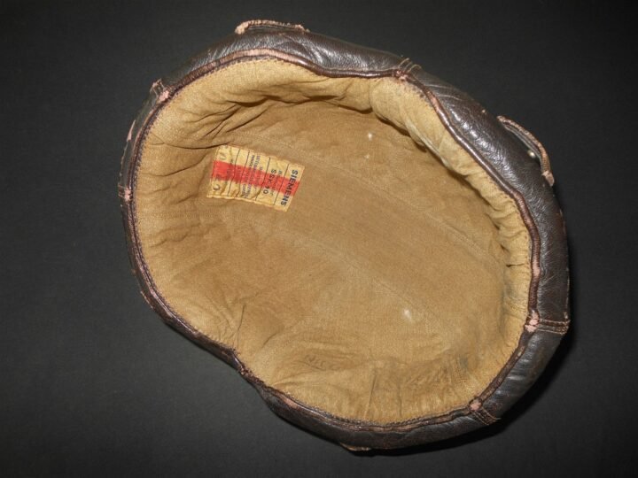 WW2 German Luftwaffe SSK90 Fliegerstahlhelm – STEEL FLIGHT HELMET – VERY NICE! — image 9