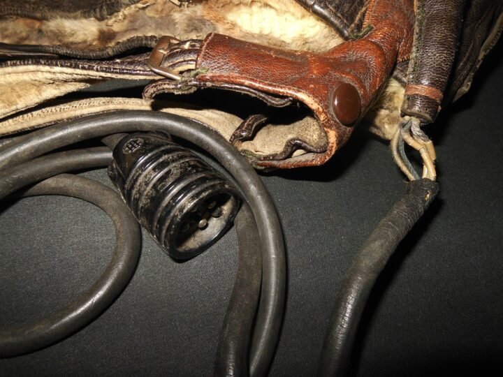 WW2 German Luftwaffe LKpW101 Fliegerkopfhaube – WINTER FUR FLIGHT HELMET – RARE! — image 12