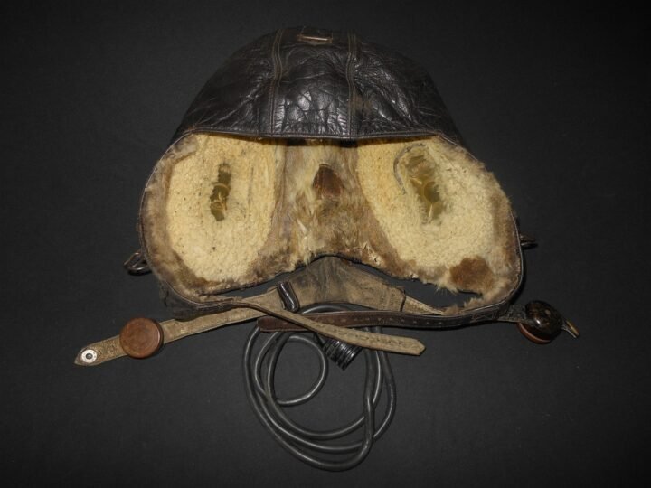 WW2 German Luftwaffe LKpW101 Fliegerkopfhaube – WINTER FUR FLIGHT HELMET – RARE! — image 14
