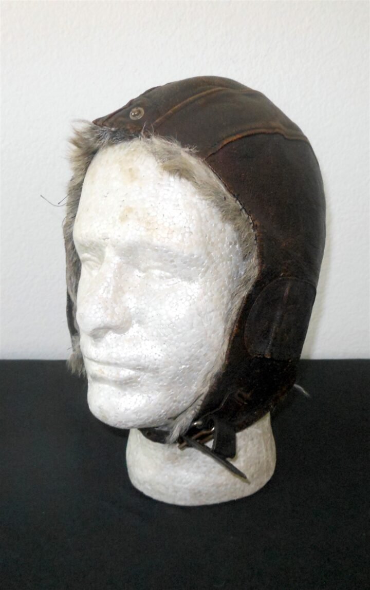 WW2 Imperial Japanese Navy – LEATHER FLIGHT HELMET – WINTER – FOR RESTORATION — image 3