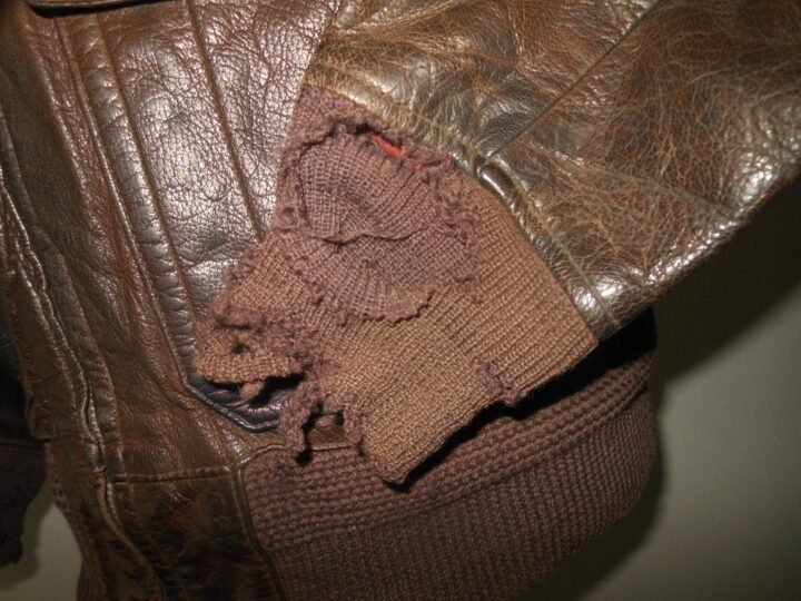 WW2 US NAVY & MARINE CORPS – G-1 / M-422A LEATHER PILOT FLIGHT JACKET – NICE! — image 10