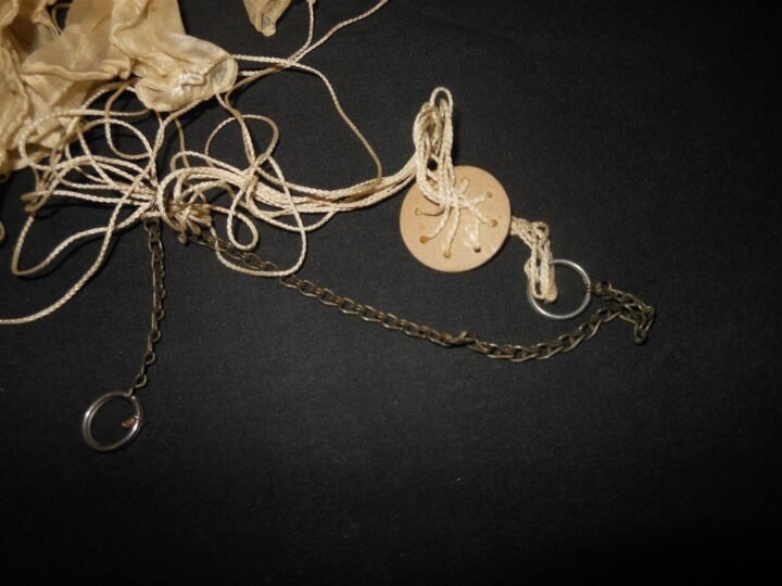 WW2 German Wehrmacht Leuchtpatronen Fallschirm – SIGNAL FLARE PARACHUTE – NICE! — image 4