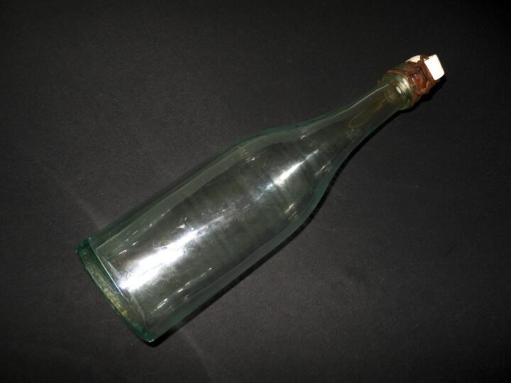 WW2 German Luftwaffe Getränkeflasche/Bierflasche – GLASS BEER BOTTLE #3 – NICE! — image 4
