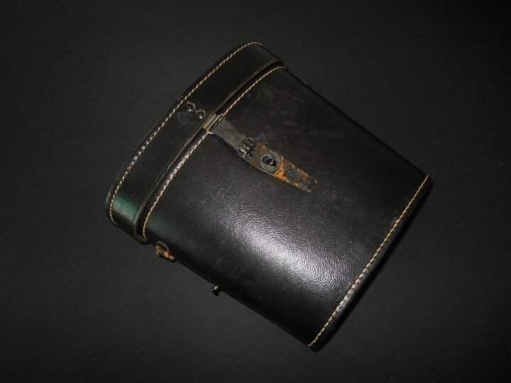 WW2 German Wehrmacht – 7×50 FIELD BINOCULARS w/ EXTENDABLE EYE CUPS – VERY NICE! — image 14