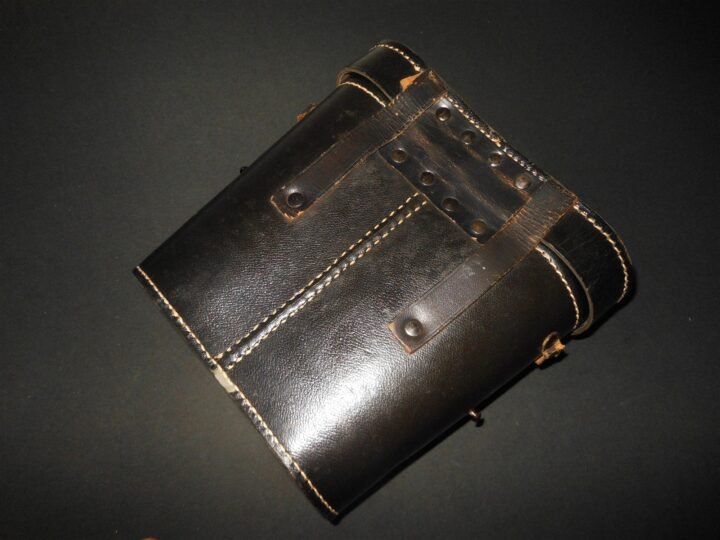 WW2 German Wehrmacht – 7×50 FIELD BINOCULARS w/ EXTENDABLE EYE CUPS – VERY NICE! — image 16