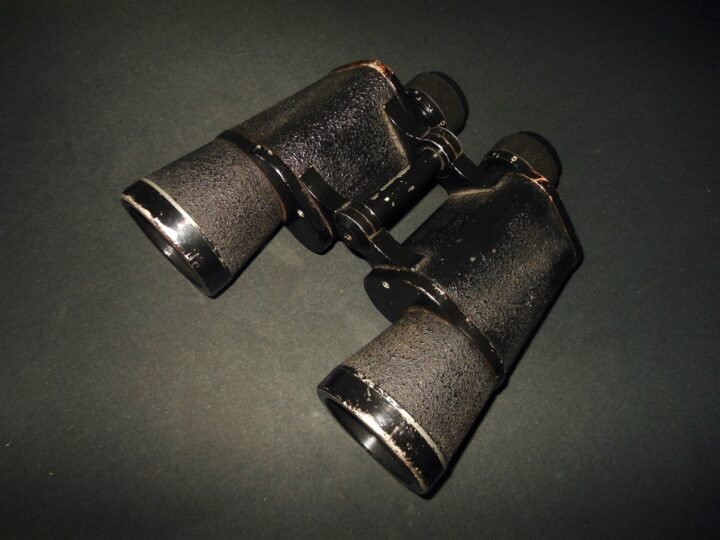 WW2 German Wehrmacht – 7×50 FIELD BINOCULARS w/ EXTENDABLE EYE CUPS – VERY NICE! — image 3