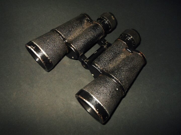 WW2 German Wehrmacht – 7×50 FIELD BINOCULARS w/ EXTENDABLE EYE CUPS – VERY NICE! — image 9