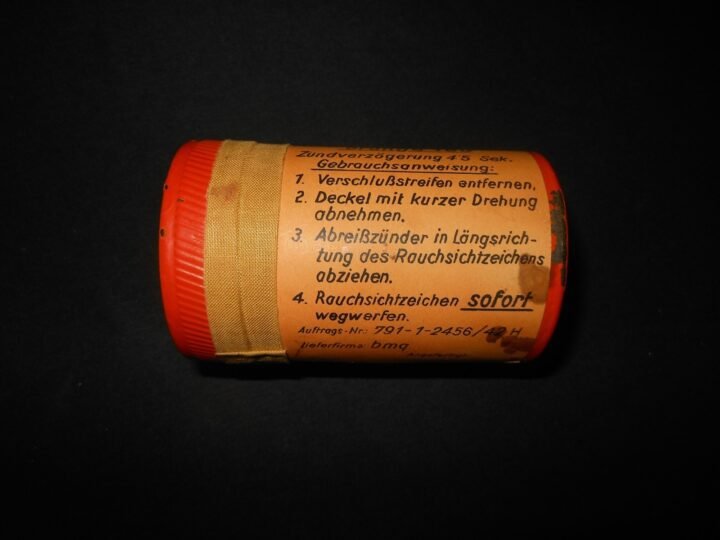 WW2 German Luftwaffe Rauchsichtzeichen – SURVIVAL SMOKE SIGNAL CONTAINER – RARE! — image 2