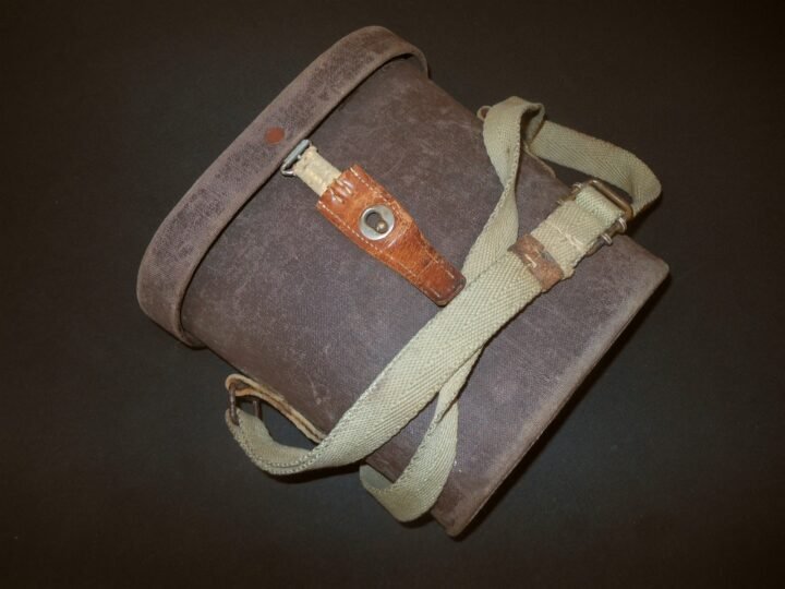 WW2 Imperial Japanese Navy – 7×50 FIELD BINOCULARS + CASE & SUN FILTERS – NICE! — image 16