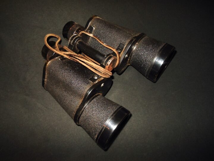 WW2 Imperial Japanese Navy – 7×50 FIELD BINOCULARS + CASE & SUN FILTERS – NICE! — image 3