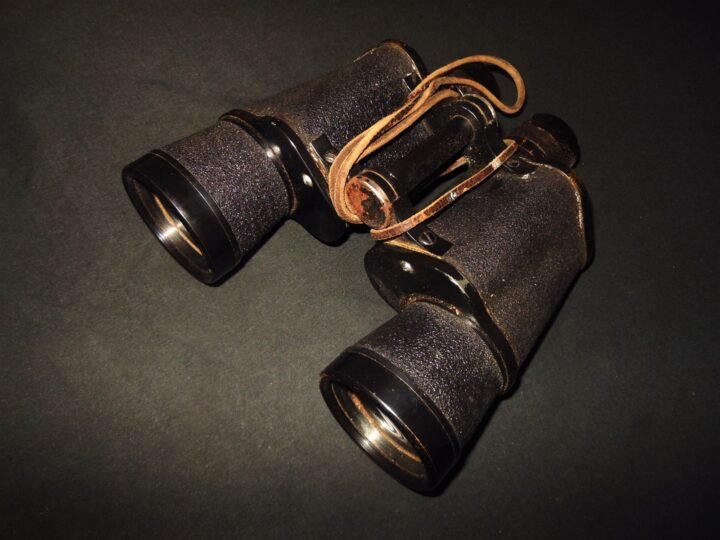 WW2 Imperial Japanese Navy – 7×50 FIELD BINOCULARS + CASE & SUN FILTERS – NICE! — image 4