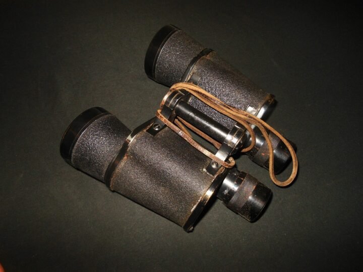WW2 Imperial Japanese Navy – 7×50 FIELD BINOCULARS + CASE & SUN FILTERS – NICE! — image 5