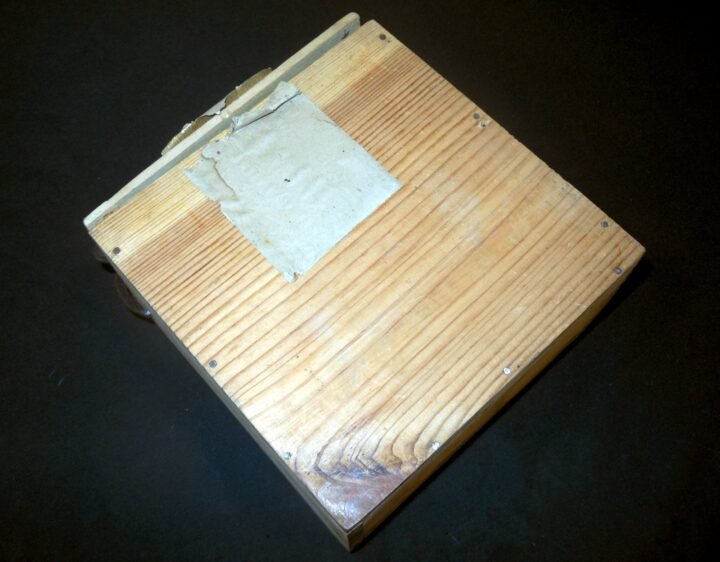 WW2 German Luftschutz Volksgasmaske – M44 GAS MASK, FILTER, & BOX – SUPERB! — image 16