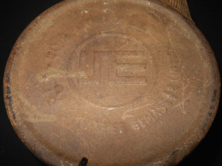 WW2 German Luftschutz Volksgasmaske – VM40 GAS MASK & CONTAINER – SUPERB! — image 16