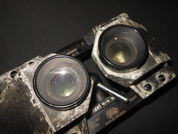 WW2 German Luftwaffe Brückenraumglas – RECONAISSANCE PHOTO STEREO VIEWER – NICE! — image 11