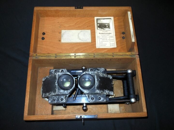 WW2 German Luftwaffe Brückenraumglas – RECONAISSANCE PHOTO STEREO VIEWER – NICE! — image 15