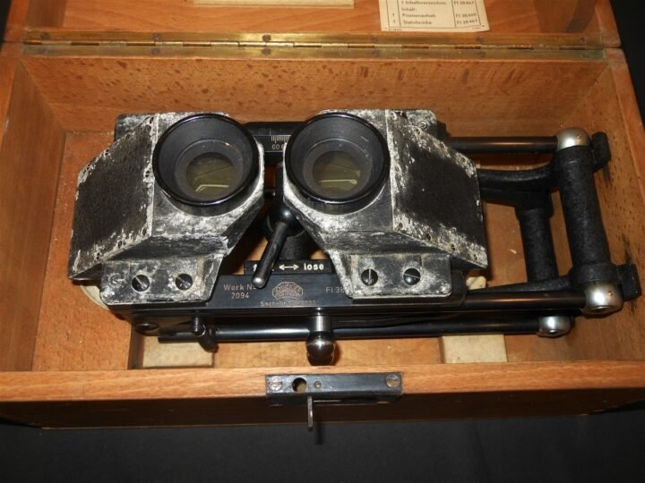 WW2 German Luftwaffe Brückenraumglas – RECONAISSANCE PHOTO STEREO VIEWER – NICE! — image 16