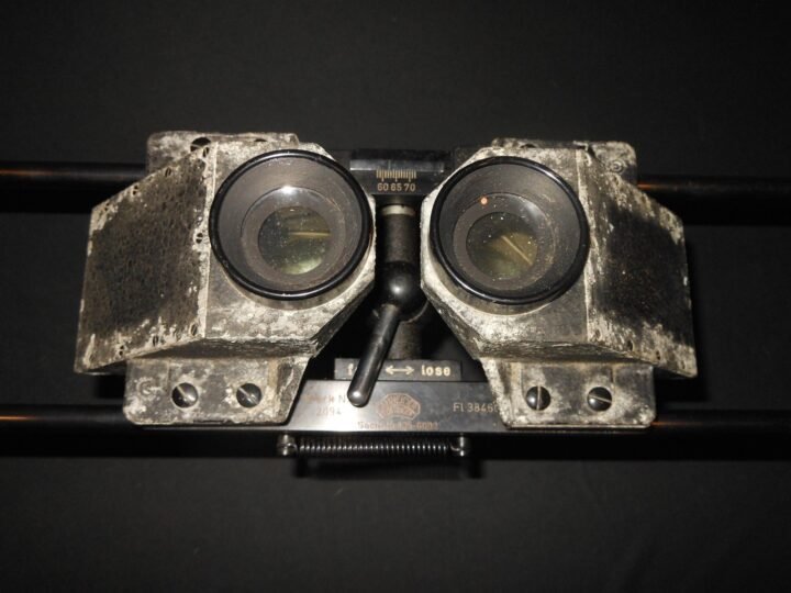 WW2 German Luftwaffe Brückenraumglas – RECONAISSANCE PHOTO STEREO VIEWER – NICE! — image 5