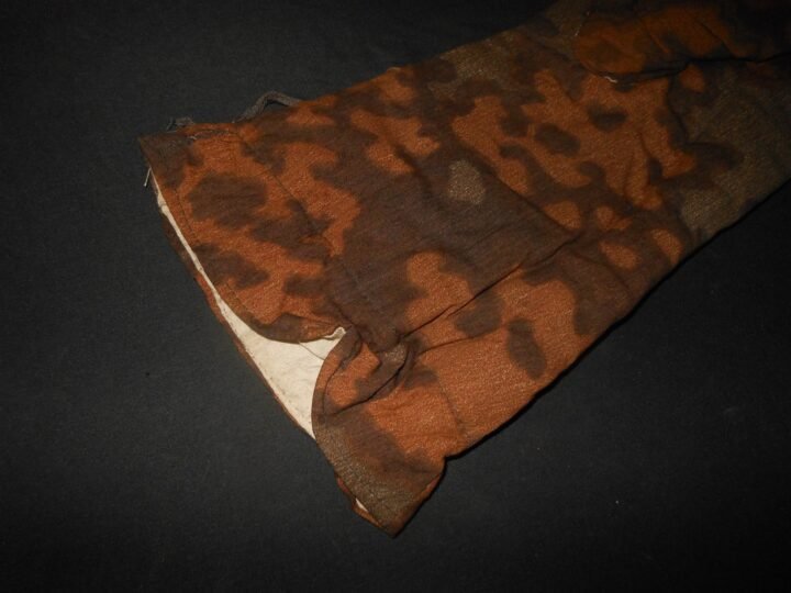 WW2 German Waffen Handschuhe – BLURRED EDGE OAK LEAF PATTERN MITTENS – RARE! — image 6
