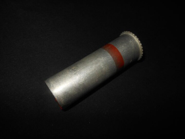 WW2 German Wehrmacht – RED SIGNAL FLARE CARTRIDGE #3 – UNFIRED – VERY NICE! — image 2