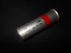 WW2 German Wehrmacht – RED SIGNAL FLARE CARTRIDGE – UNFIRED …