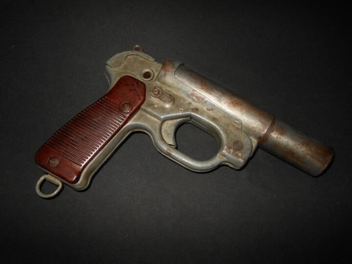 WW2 German Wehrmacht Leuchtepistole 42 – MODEL LP42 SIGNAL FLARE PISTOL #3 – EXCELLENT! — image 7
