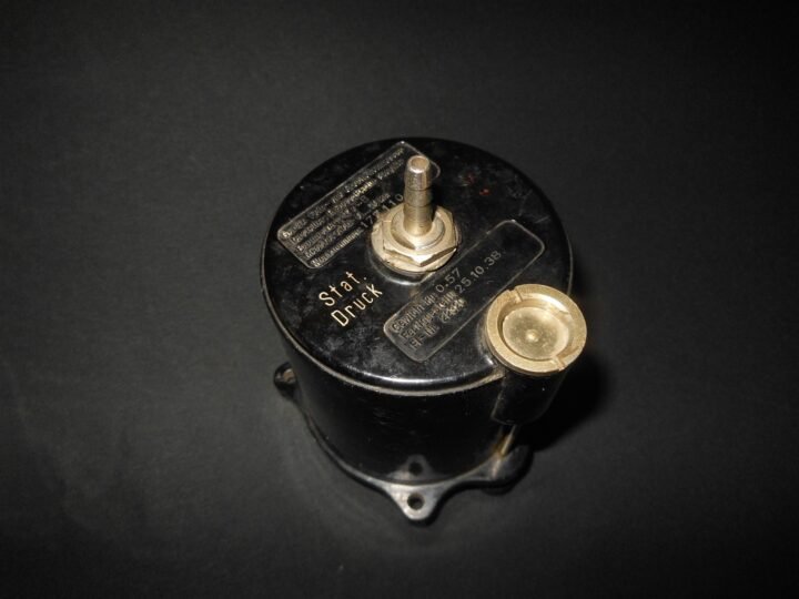 WW2 German Luftwaffe Aircraft Höhenmesser – ALTIMETER – Me109 Fw190 Ju87 – NICE! — image 5