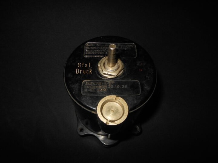 WW2 German Luftwaffe Aircraft Höhenmesser – ALTIMETER – Me109 Fw190 Ju87 – NICE! — image 6