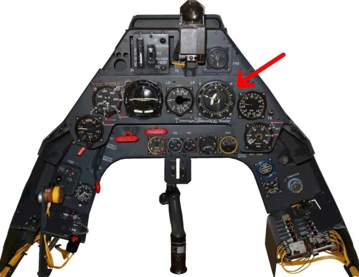 WW2 German Luftwaffe Führertochterkompass – NAVIGATIONAL COMPASS – Fw190 Me110 — image 13