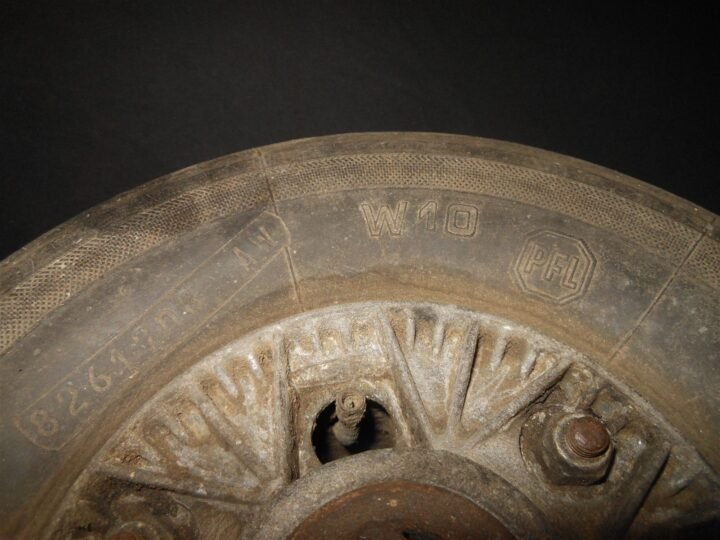 WW2 German Luftwaffe Aircraft – TAIL WHEEL & TIRE – Me109 G/K Ju87 – VERY NICE! — image 7