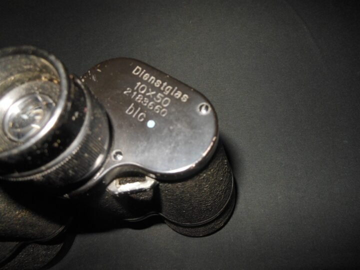 WW2 German Wehrmacht Dienstglas – 10×50 BINOCULARS & CASE – ZEISS – EXCELLENT! — image 11