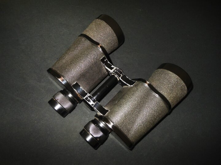 WW2 German Wehrmacht Dienstglas – 10×50 BINOCULARS & CASE – ZEISS – EXCELLENT! — image 3