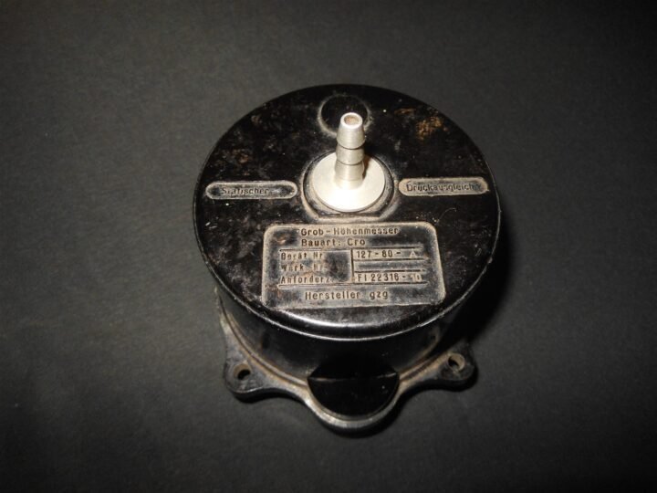 WW2 German Luftwaffe Höhenmesser – AIRCRAFT ALTIMETER – Ju52 Bu131 He72 – NICE! — image 6