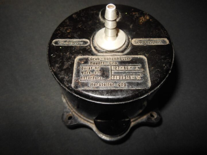 WW2 German Luftwaffe Höhenmesser – AIRCRAFT ALTIMETER – Ju52 Bu131 He72 – NICE! — image 7