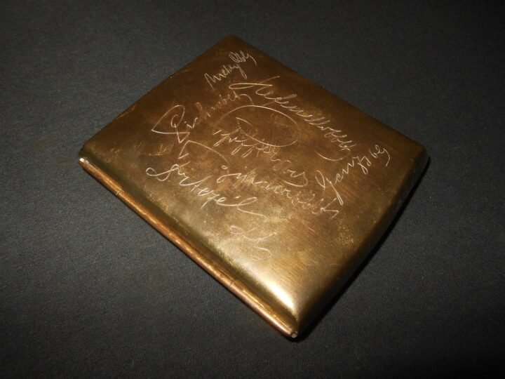 WW1 Austro-Hungarian K.u.K. Luftfahrtruppen- CIGARETTE CASE – PRESENTATION PIECE — image 6