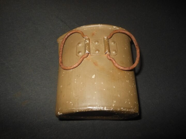 WW2 German Wehrmacht Trinkbecher für Feldflasche – M31 CANTEEN CUP – EARLY! — image 2