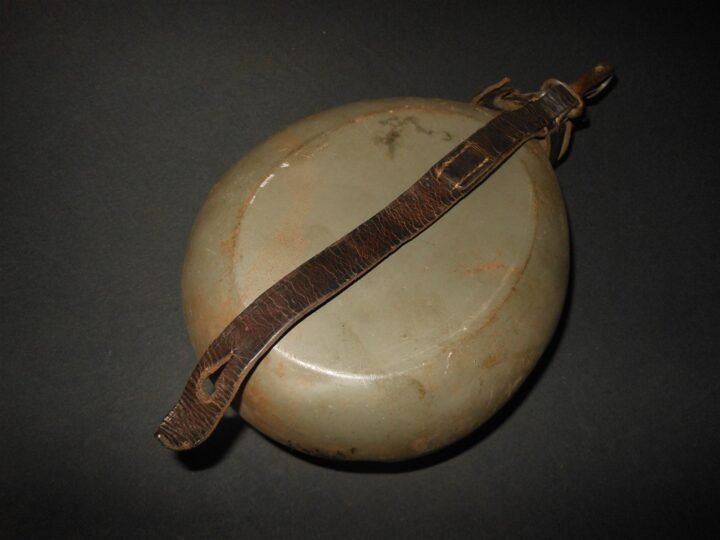 WW1 German Heer M1915 / M1917 Feldflasche – ENAMELED STEEL CANTEEN & CORK – NICE — image 3