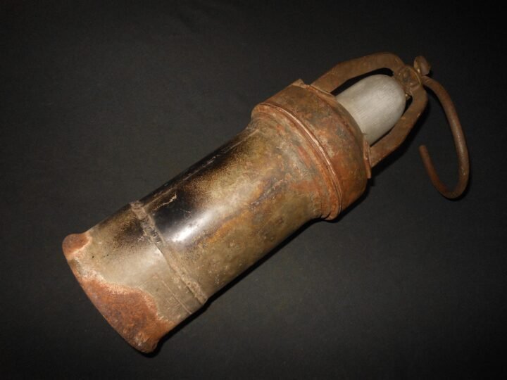 WW2 German Luftwaffe Panzerhandlampe – PANZER & AIRFIELD LAMP – NICE! — image 5