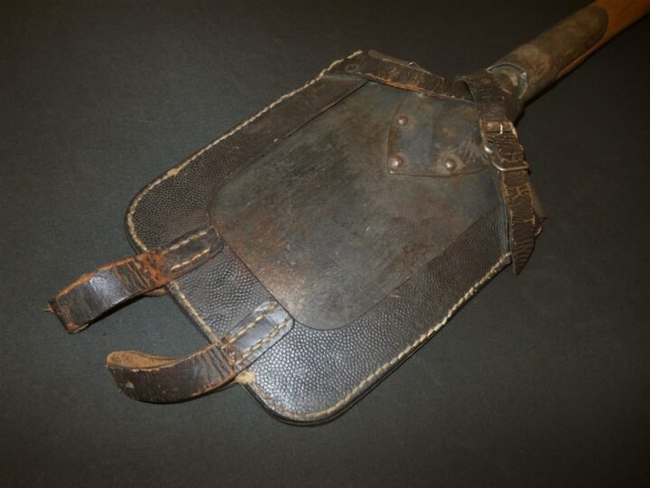 WW1 Imperial Austro-Hungarian Army – SHOVEL / ENTRENCHING TOOL & CARRIER – NICE! — image 2