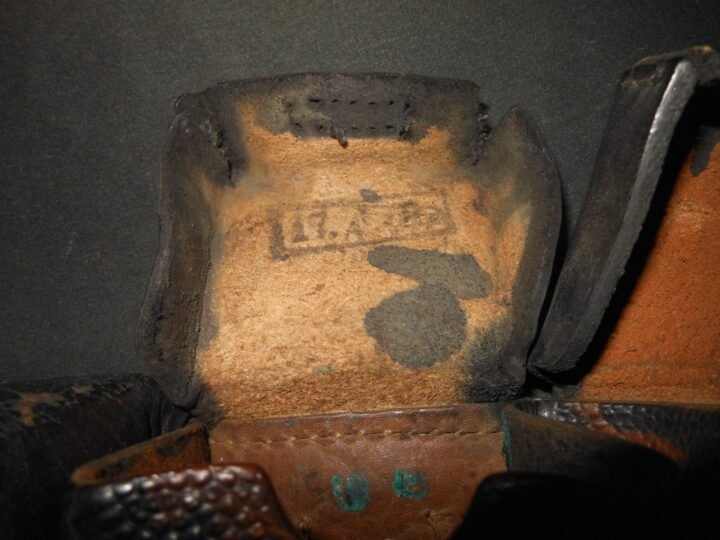 WW1 Imperial Prussian Army – GEW98 LEATHER AMMUNITION POUCH – UNIT MARKED – NICE — image 8