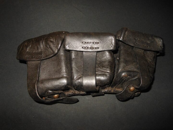 WW1 Imperial Prussian Army – GEW98 LEATHER AMMUNITION POUCH – UNIT MARKED – NICE — image 2