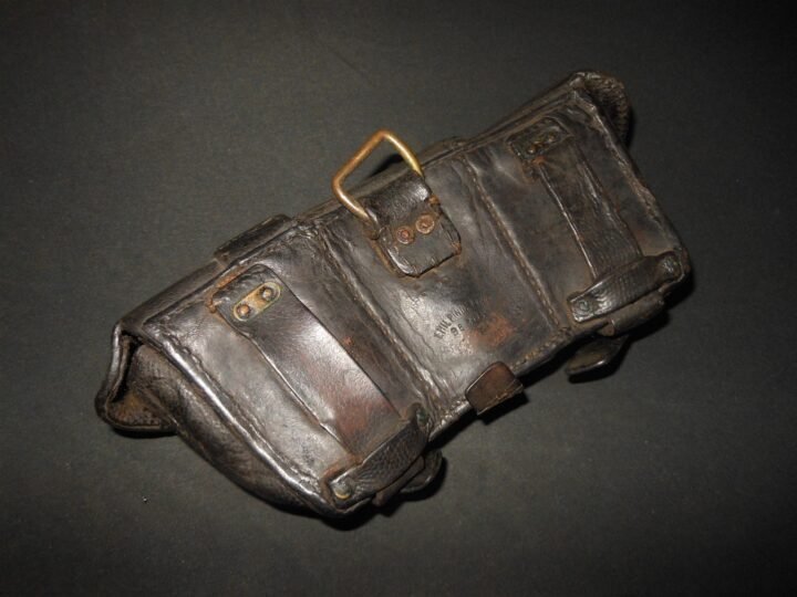 WW1 Imperial Prussian Army – GEW98 LEATHER AMMUNITION POUCH – UNIT MARKED – NICE — image 3