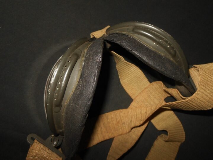 WW2 German Luftwaffe Aircraft – AUER / WAGENER 295 PILOT GOGGLES – GOOD! — image 12