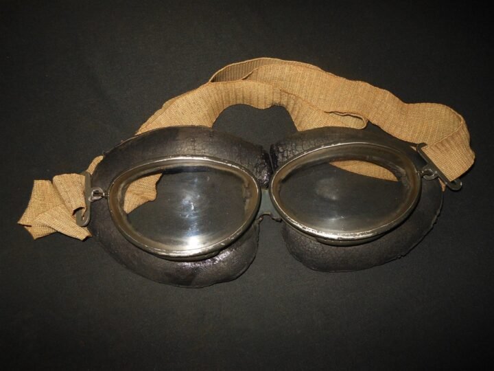 WW2 German Luftwaffe Aircraft – AUER / WAGENER 295 PILOT GOGGLES – GOOD! — image 2