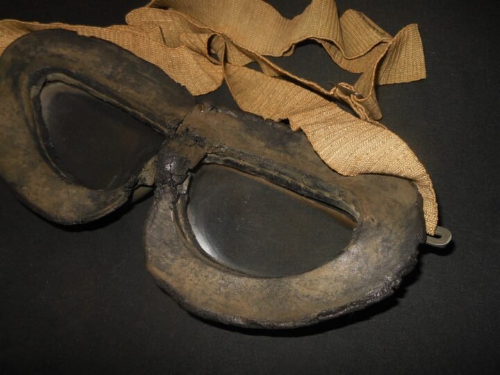 WW2 German Luftwaffe Aircraft – AUER / WAGENER 295 PILOT GOGGLES – GOOD! — image 8