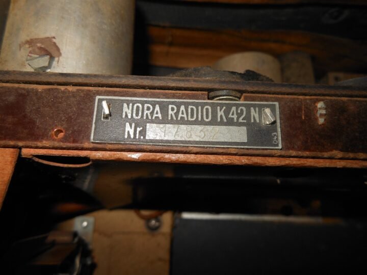 WW2 German Luftwaffen-Koffer NORA K42 N – BARRACKS & AIRFIELD RADIO – VERY NICE! — image 17