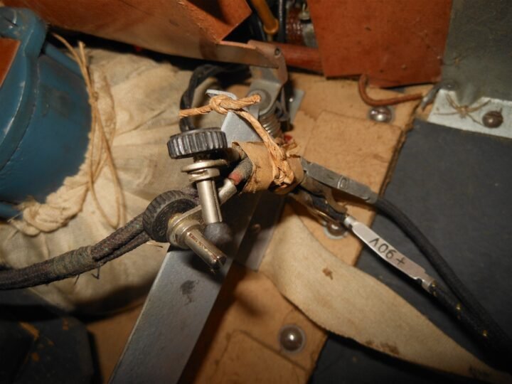 WW2 German Luftwaffen-Koffer NORA K42 N – BARRACKS & AIRFIELD RADIO – VERY NICE! — image 18