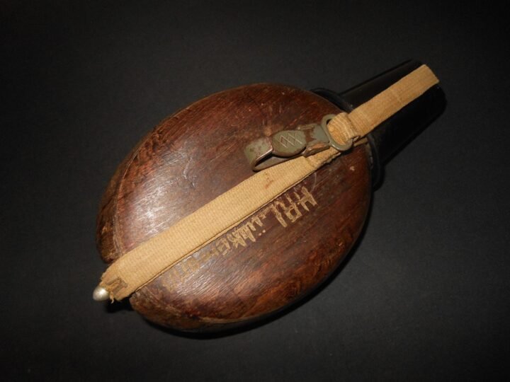 WW2 German Wehrmacht Afrika Korps – M31 TROPICAL WOOD CANTEEN – NAMED – NICE! — image 4